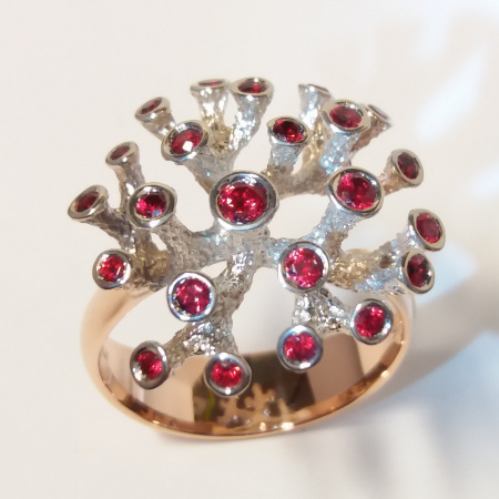 DESIGNER GOLD RING WITH BEST QUALITY SPINEL