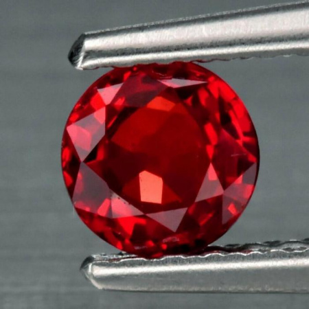 MAGIC MAN RING 18K GOLD WITH RUBY
